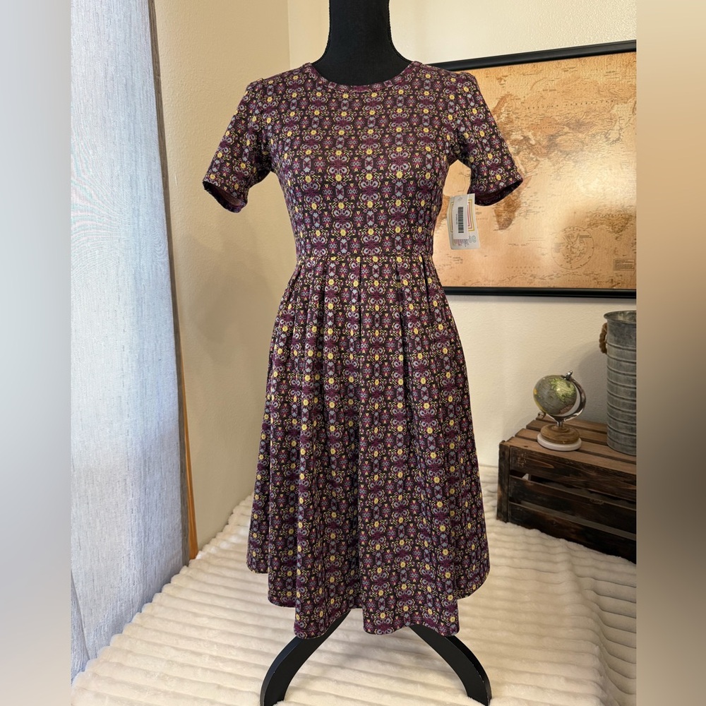 Lularoe Amelia dress size XS
